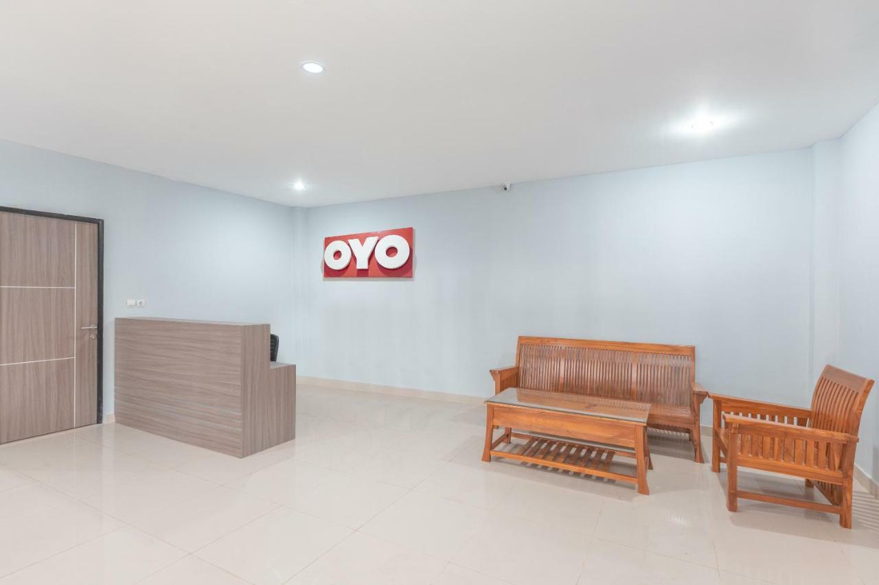 Oyo 1329 Tanjung Pakuan Hotel